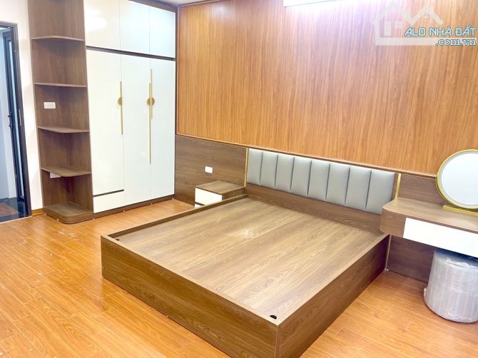 Bán nhà đẹp full nội thất Nguyễn văn linh,phúc đồng Long biên 32 m2; 5,6 tỷ - 4