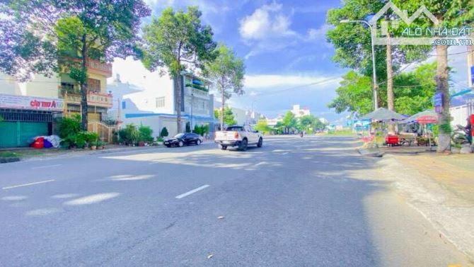 Cho thuê đất 120 m2 mặt tiền Trần Văn Trà 5 triệu - 4