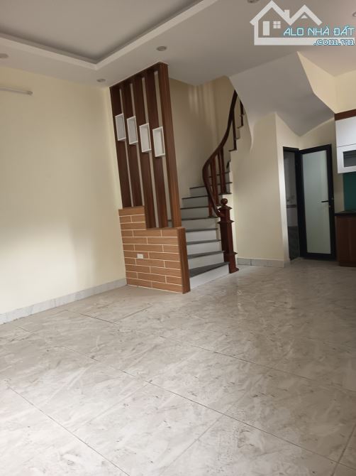 Bán nhà Hạ Hội, Đan Phượng, 30m2, 5 tầng, mặt tiền 6.8m, giá 4.8 tỷ - 4