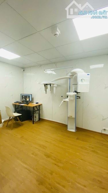 HOÀNG NGÂN – MẶT PHỐ – LÔ GÓC 2 THOÁNG 68m² × 4 tầng × MT 5.5m – 25 tỷ •l - 4