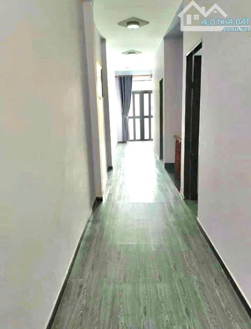 NHÀ 1 lầu 3 phòng ngủ bán gấp giá 890 triệu, ở Hóc Môn, SHR 109m2. - 4