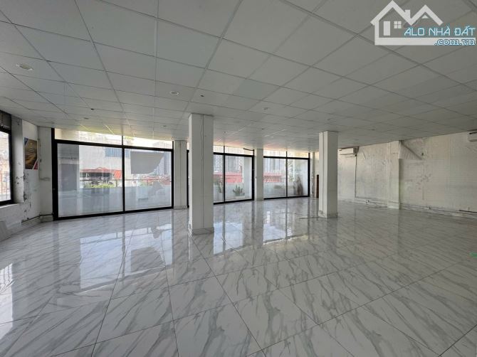 Cho thuê văn phòng 200 m2 tại Nguyễn Văn Lộc, Hà Đông, Mặt tiền rộng, thoáng - 4
