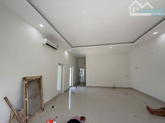 BÁN ĐẤT TẶNG VILLA 2PN – ĐƯỜNG NGUYỄN HỮU CẦU, HÒA HẢI, ĐÀ NẴNG  • Diện tích: 253,5m² (nga - 4