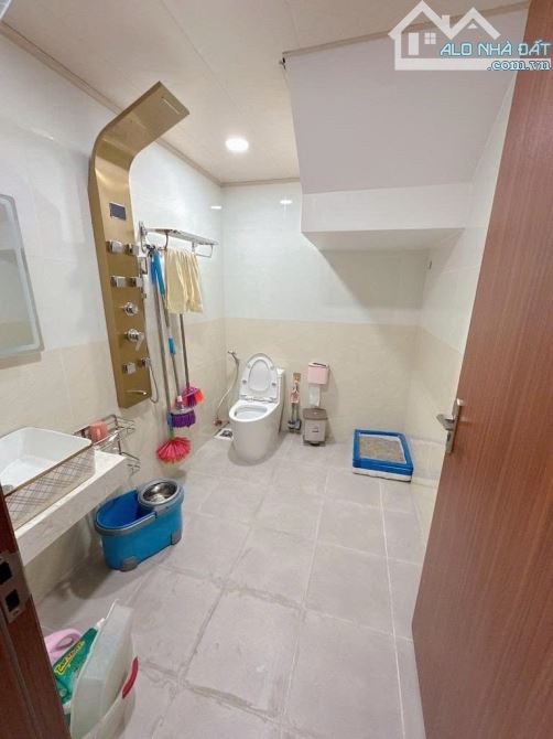 Nhà VIP kế Ngã tư 4 Xã - tiện đi AEON - 60m2 (4x15) - HXH 6m - 2T 3PN 2WC - nhỉnh 6 tỷ - 4
