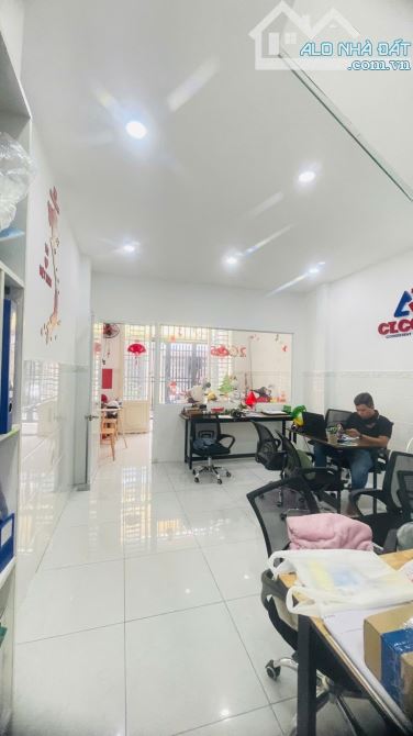 🏡💥 NHÀ 1/ TÂN KỲ TÂN QUÝ TP - HẺM XE HƠI TRÁNH – NỞ HẬU – 64M² – NHÀ MỚI Ở NGAY – CHỈ 7. - 4