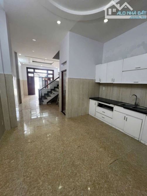 Cho thuê nhà 3 tầng 4pn 3wc khu kiến thiết hiệp Phú Q9 - 4