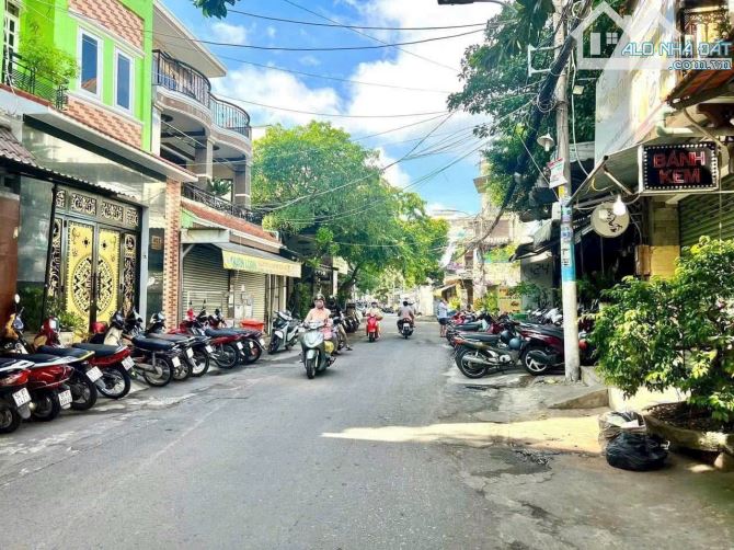 Bán NHÀ HẺM 10M KD 107/ NGUYỄN VĂN KHỐI 4.5X24M - 11TỶ 9 TL - 2