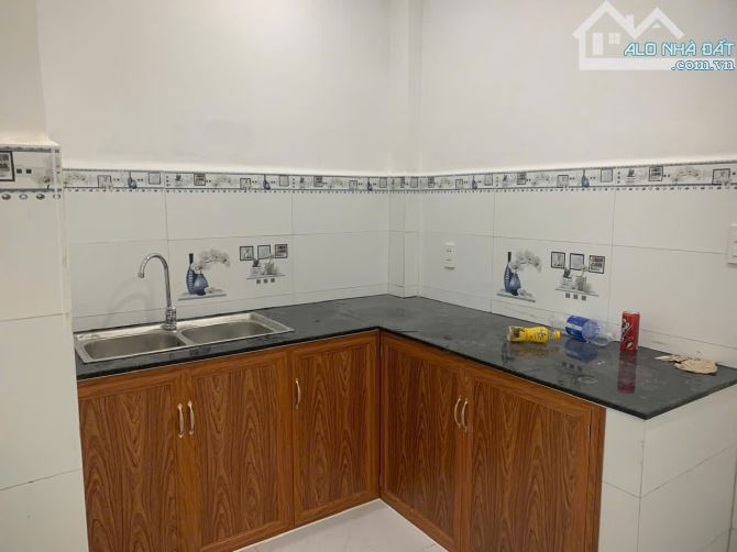 Nhà Hẻm Xe Hơi 6M Âu Dương Lân Q.8 DT 57M2 Kết Cấu 4 Tầng Giá 5 Tỷ 3 - 4
