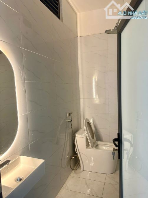 🔥Nhà C4 , 4,X tỷ ,  đường Đinh Thị Hòa , ~70m2 , gần biển Mỹ Khê 🔥 - 4