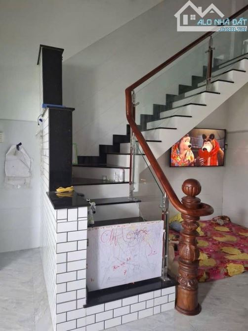Bán nhà mặt tiền Tân Phú Trung 90m2 giá 730 triệu sổ hồng riêng - 4