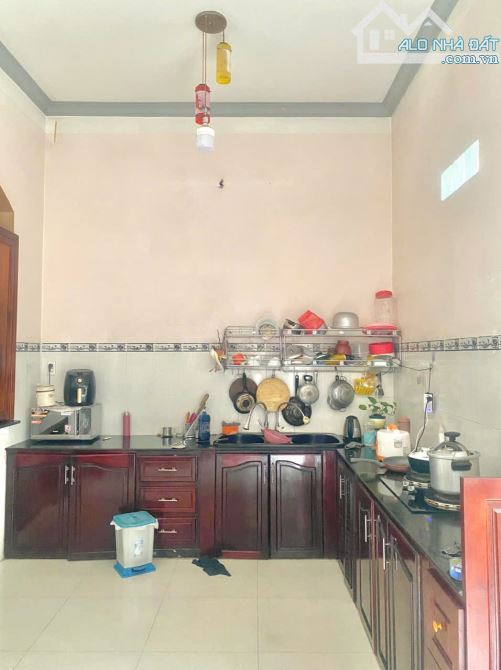 Chuyển chỗ ở gửi bán nhà mặt tiền KDBB Tân Hiệp, 215m2 ngang 6 giá hơn 8 tỷ. - 4