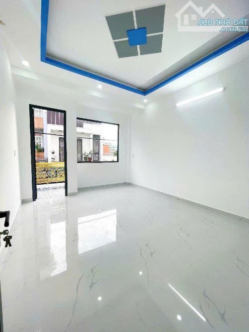 NHÀ ĐẸP BÌNH TÂN, GẦN LÊ VĂN QUỚI, 4 X 15M, HẺM XE HƠI 6M, CHỈ 5,X TỶ - 4