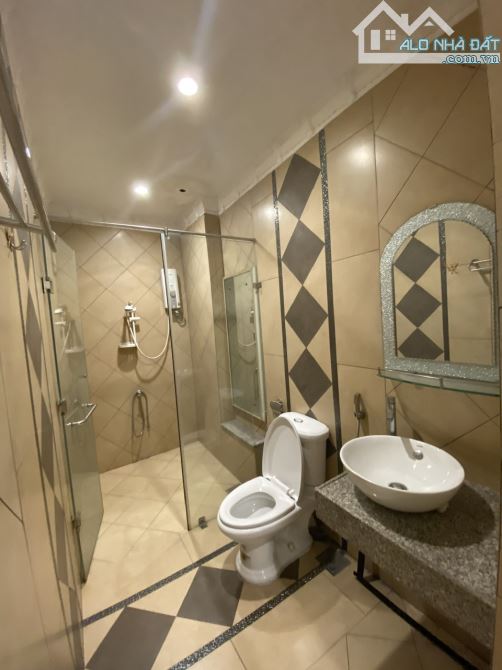 NHÀ 4 LẦU 4M X 12M CHO THUÊ NGAY TT QUẬN 10 - 4