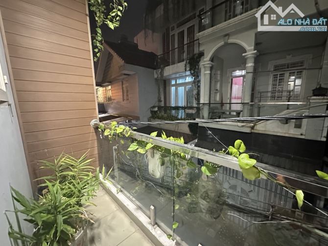 Nhà chính chủ chưa qua đầu tư ~ 40m2 chỉ hơn 3 đồng - 4