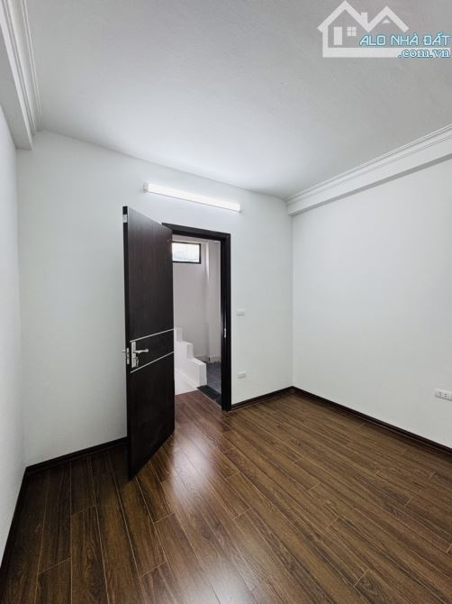 BÁN NHÀ GỐC ĐỀ - MINH KHAI - 2 THOÁNG TRƯỚC SAU - FULL NỘI THẤT. - 4