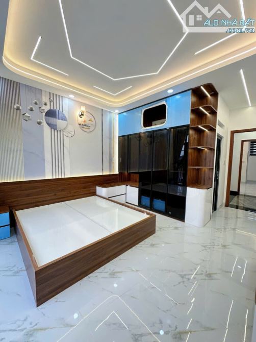 Nhà 5 tầng, Xây mới 100% - Tặng Full nội thất - Giá cực tốt- Lê Đình Cẩn, Bình tân - 4