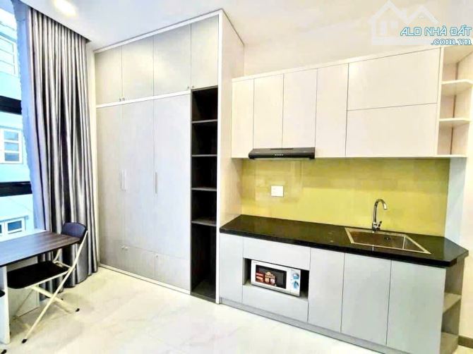 TOÀ CHDV NGUYỄN VĂN KHỐI - 5 TẦNG THANG MÁY 17PN - KHOÁN 65TR/TH - GIÁ NHỈNH 18 TỶ - 4