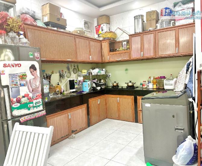 NHÀ NÚI THÀNH – 65M²  - 4 TẦNG – SAU LƯNG NÚI THÀNH – GẦN CÔNG VIÊN NƯỚC -  5.7 TỶ - 4