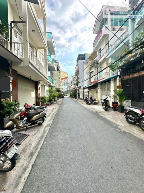 🏡 MẶT TIỀN 3 TẦNG ĐẸP - ĐƯỜNG 10M CÓ VỈA HÈ - NGUYỄN XÍ, P26, BÌNH THẠNH 🚗 - 4