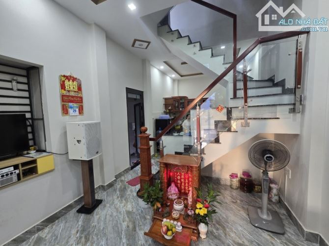 NHÀ 3 TẦNG – 80M² – NGUYỄN DUY TRINH – 6.X TỶ – LÔ GÓC 2 MẶT THOÁNG - 4
