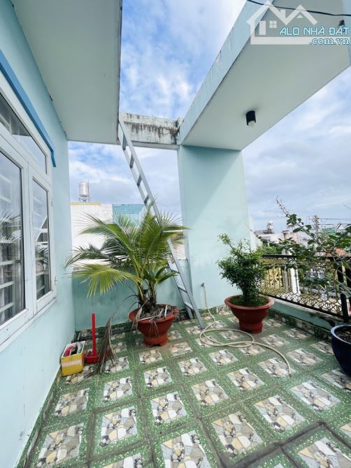 Ngang 5m Vuông A4 Cực Đẹp - Công Nhận Đủ 90m2 - 3 Tầng Kiên Cố - Kế Nguyễn Thị Thập - 4