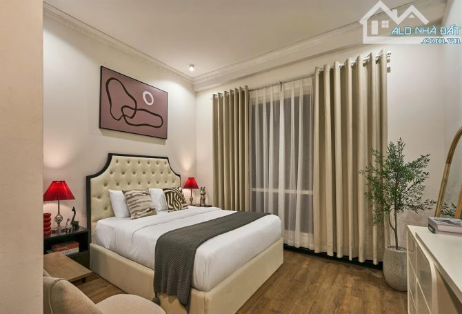 Sang nhượng khách sạn 3 sao Sân Bay - Tân Bình - 4