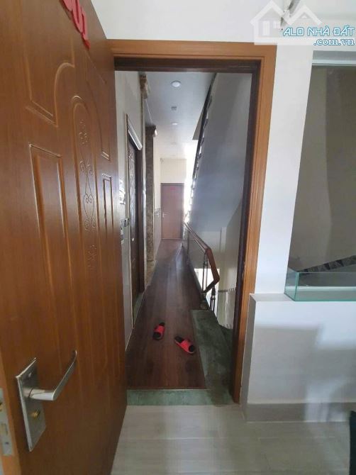 TOÀ CHDV TRẦN BÁ GIAO - 6 TẦNG BTCT 10PN - NGANG 5.5M THANG MÁY - THU 60TR/TH - GIÁ 20.X T - 4