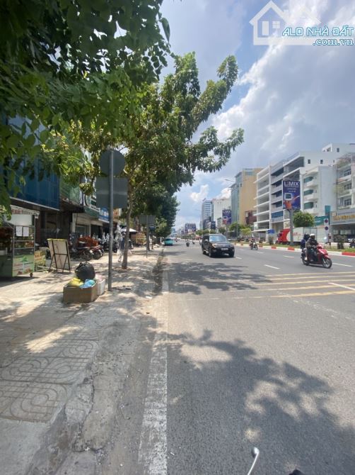 Bán Nhà Cộng Hoà - Căn Góc 2 Mặt -4 Tầng BTCT -100m2 . - 4