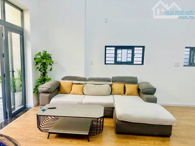 HIẾM ! NHÀ MỚI ĐINH THỊ HOÀ ~ 70M² NGANG 9.5M – 2 MẶT KIỆT THÔNG - GẦN BIỂN - CHỈ 4,75 TỶ - 4