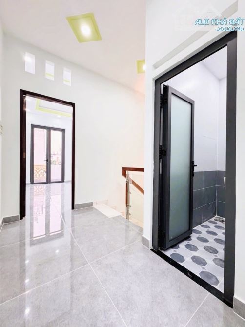HẺM XE HƠI 6M THÔNG - NHÀ MỚI 3 TẦNG SÁT CHỢ GÒ XOÀI - 52M² (4x13) - BÌNH TÂN GIÁP TÂN PHÚ - 4
