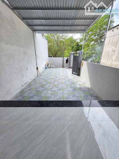 2,55Tỷ TL🔥Bán nhà 130m2 Sổ Riêng, Cấp 4 Gác Lửng, Sân xe tải, p.Thái Hòa, Tp.Tân Uyên - 4