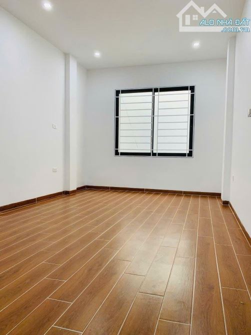 BÁN NHÀ NGÃ TƯ VĂN CAO - BA ĐÌNH, 44M2, GIÁ 15 TỶ - 4