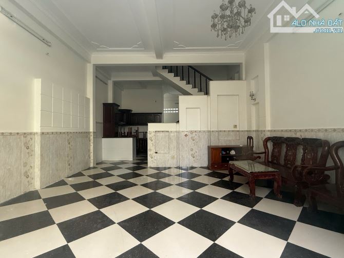 Cho thuê nhà 2 lầu 5 phòng ngủ gần sân vận động cần thơ giá 8 triệu - 4