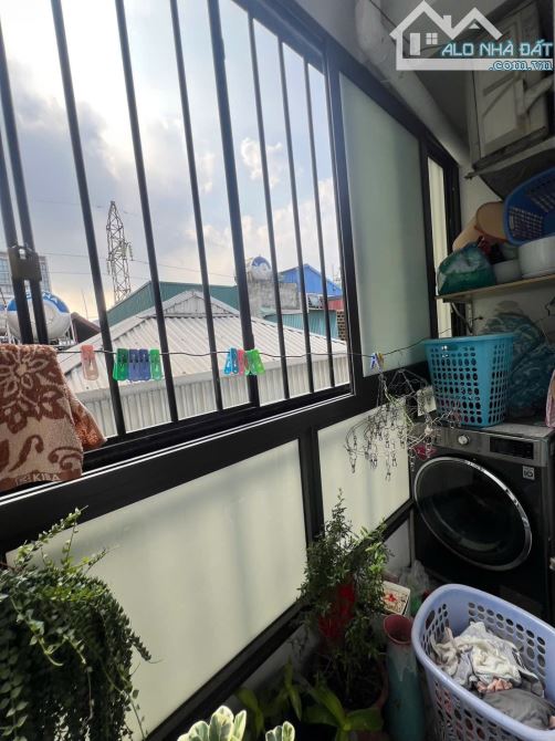 BÁN CĂN HỘ CCMN PHỐ HÀO NAM - ĐỐNG ĐA - NGÕ RỘNG CÁCH PHỐ CHỈ 50m   50m, 2 ngủ, full đồ, c - 4
