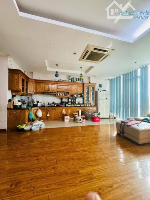 TRIỀU KHÚC 100m -NHÀ 2 MẶT TIỀN – KINH DOANH- 1 MẶT NGÕ Ô TÔ TRÁNH- MẶT TIỀN 6.5M - 4