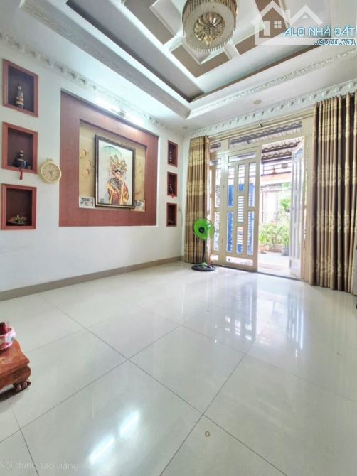 Bán Nhà Đẹp 3 Tầng, 5PN ,DTSD 150m2, Hẻm 6m Thông – Xe Hơi Tránh Nhau, TT Nhà Bè - 4