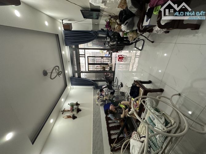 SIÊU PHẨM NHÀ ĐẸP- Ô TÔ - GIÁP QUẬN 6  - KHU VIP NGAY TÊN LỬA - AEON MALL - ĐI BỘ RA CHỢ - 4