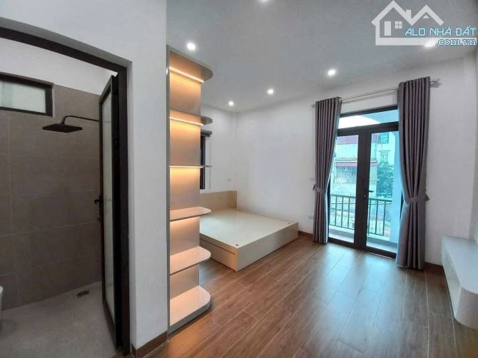 GẤP! Nhà 3 tầng Võ Văn Ngân, 67m2, hẻm ô tô, ngay Vincom. Chỉ 6.5 TỶ - 4