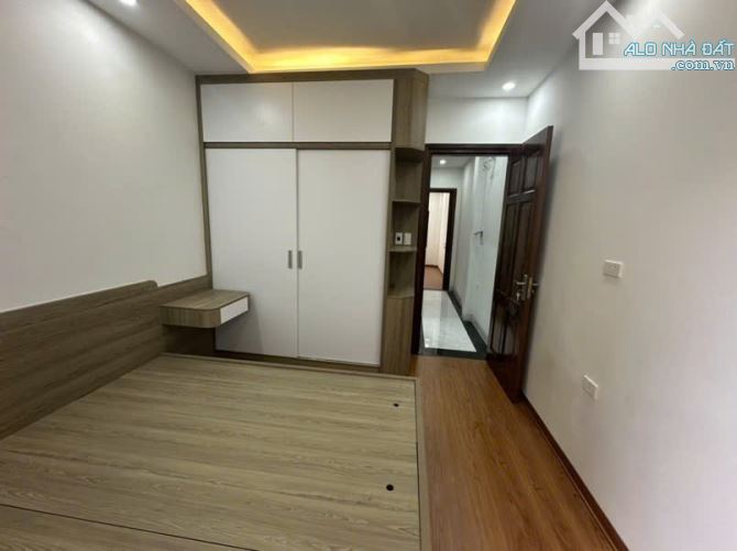 KHU VỰC NGÃ 4 CANH - VÂN CANH - .Ô TÔ GẦN - GIÁ 5.5 TỶ- SỔ 36M- NHÀ MỚI 4 TẦNG - 6 NGỦ - 4