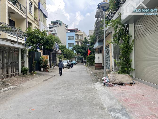 Bán nhà LK KĐT Văn Quán, 70m2, 5tầng, đường vỉa hè rộng rãi, dãy đẹp, rẻ nhất khu vực - 4