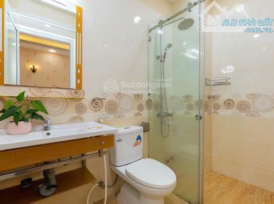 BÁN KHÁCH SẠN PHAN HUY CHÚ VŨNG TÀU (10x18.3) 183M2 - 1 TRỆT 5 LẦU SỔ HỒNG HOÀN CÔNG - 4
