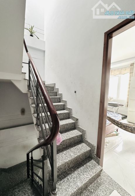 Bán Nhà Tỉnh Lộ 10 - Tân Tạo - 51m2, 3 tầng, 5 phòng ngủ, chỉ 4 tỷ 350 - 5