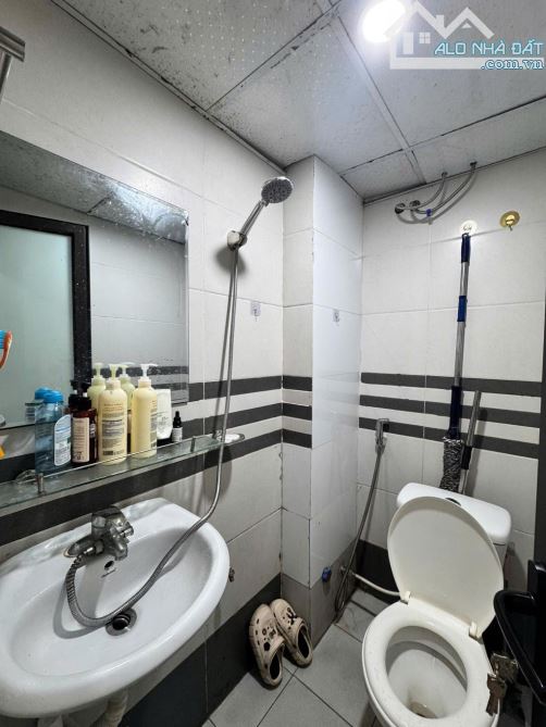 Bán Căn Hộ CCMN - Trung Tâm Cầu Giấy - 50m2 - 9 phòng - 9.3 Tỷ - 5