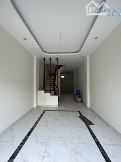 Bán nhà 4 tầng 45m2. FULL tiện ích. Ngay gần Vành đai 4, Chợ ĐÔng La. 10p đi Yên Nghĩa - 5