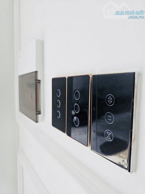 🏠Bán nhà 3 tầng mới độc lập lô góc Đồng Hoà, Kiến An ô tô thoải mái giá nhỉnh 3 tỷ - 5