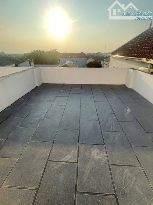 🏡 Nhà ĐÔNG LA ĐẠI THÀNH – NHỈNH 4 Tỷ - 90M2 3 TẦNG - 5