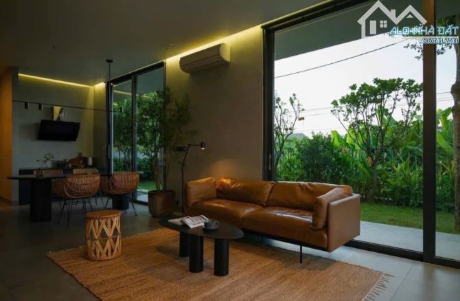 SIÊU PHẨM Biệt Thự– Mặt tiền NGUYỄN VIẾT SONG, XUÂN HÒA –CẠNH ECOGARDEN, TP. HUẾ - Giá 8,x - 5