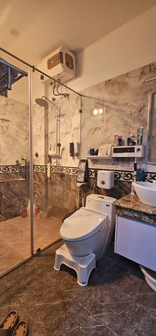 BÁN NHÀ QUỐC TỬ GIÁM ĐỐNG ĐA 45m 5T Mt 8m GIÁ 9.5 TỶ NGÕ THÔNG 2 THOÁNG KINH DOANH. - 5