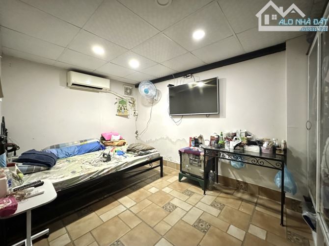 HÀNG NGON HẺM Ô TÔ CÁCH MẠNG THÁNG 8 - QUẬN 3 - DTCND:72M2 - 4 ❌ 18 - 2 TẦNG - CHỈ 12,3 TỶ - 5