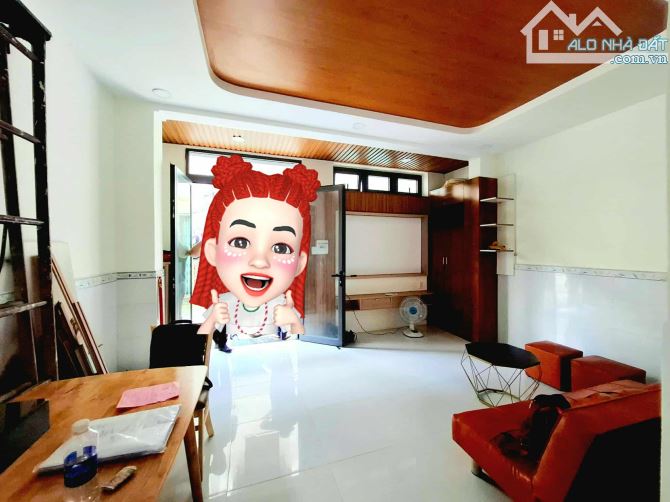 cần tiền giảm 200 tr giá chỉ còn hơn 2 tỷ - hẻm oto - giáp tân phú - 30m2 2 tầng - tặng nt - 5